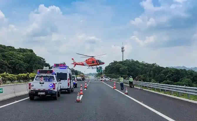 丰宁高速公路汽车救援案例