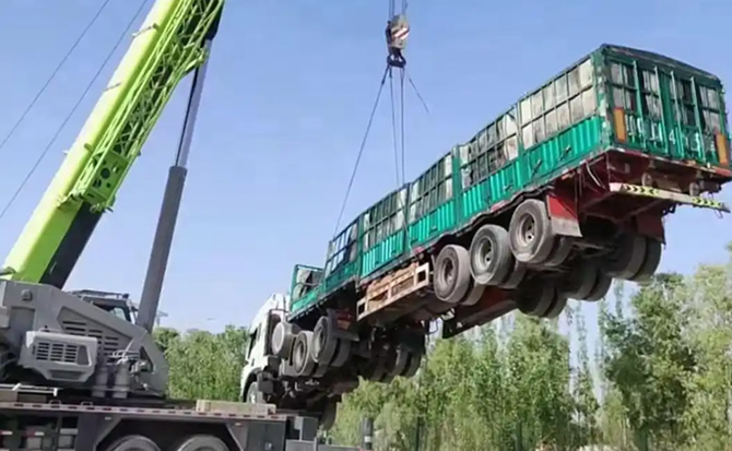 丰宁道路脱困救援案例